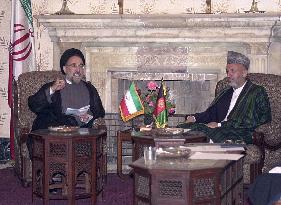 (1)Khatami talks with Karzai